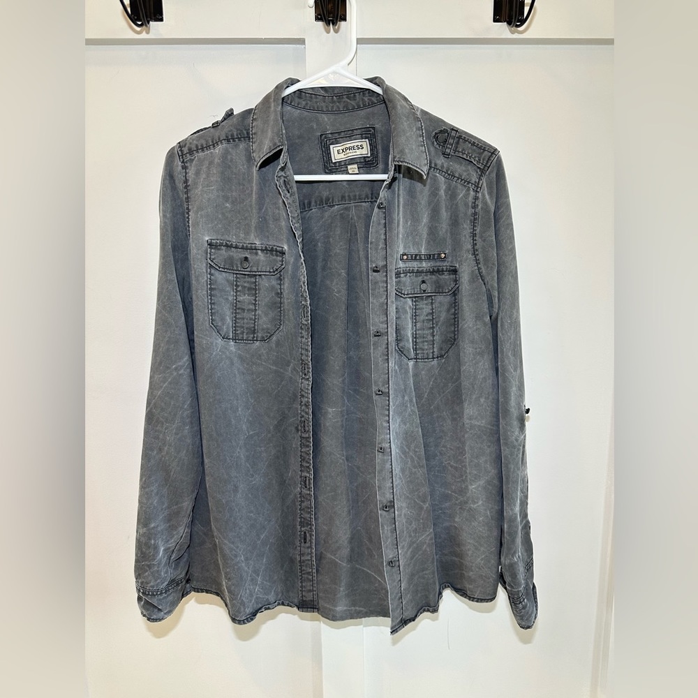 Gray button up express shirt